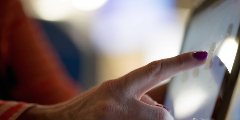 手机上的生存建造类手游盘点：从荒野求生到星际殖民的终极攻略与评测